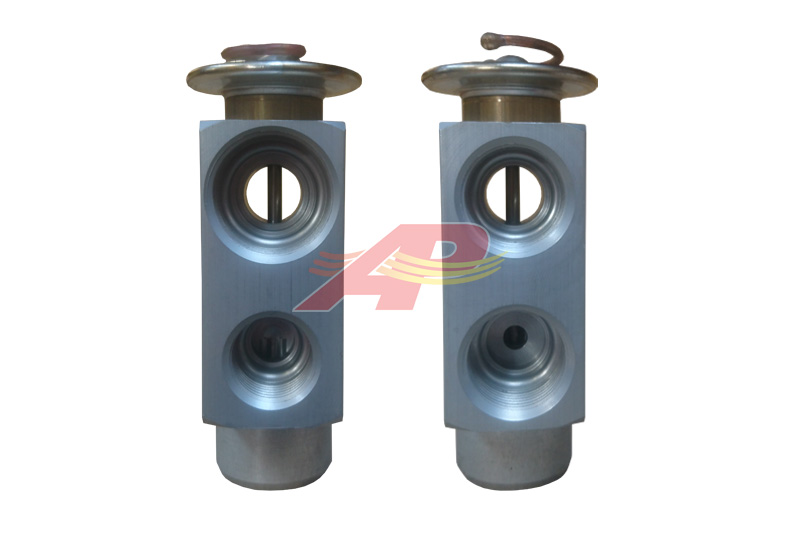 Expansionsventil, John Deere, KV22928 | 0018310280-03