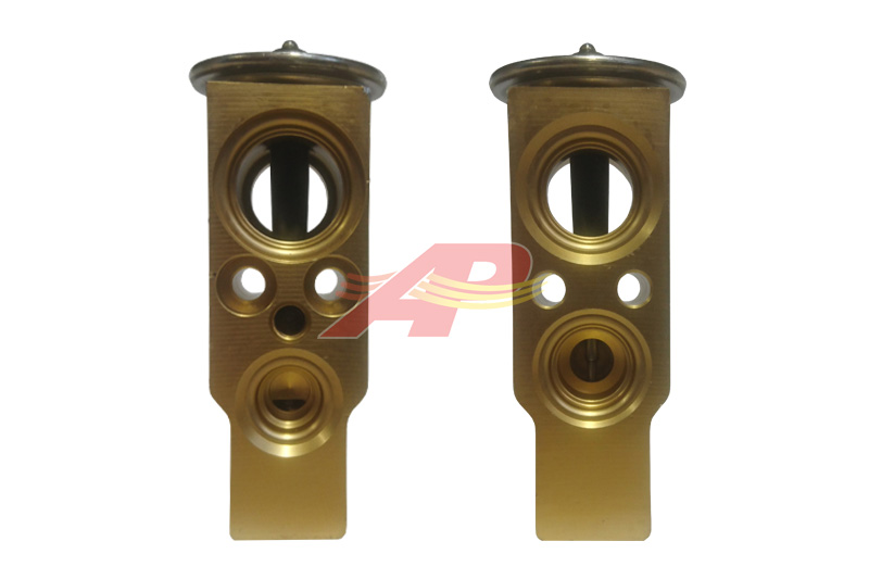 Expansionsventil John Deere, AL160578, RE174764, RE283957, AL219020 | 0018310078-03