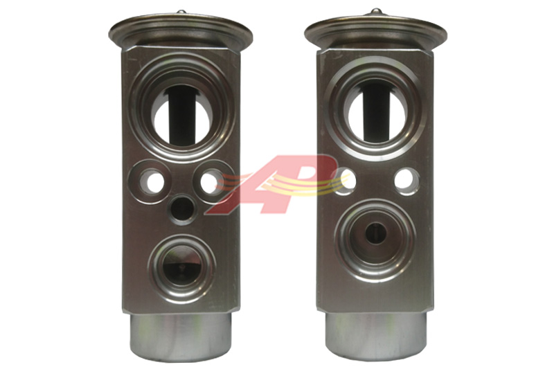 Expansionsventil Massey Ferguson, Valtra,  ACW6040220, ACW0214330 | 0018310250-03